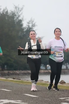 Runner Photo 4317552