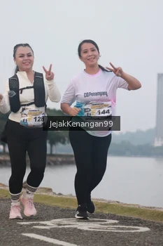 Runner Photo 4317566