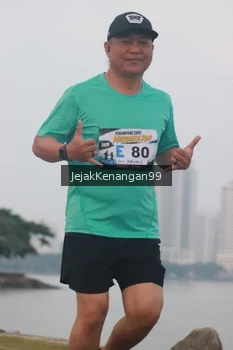 Runner Photo 4317570
