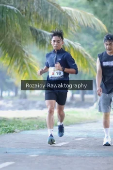 Runner Photo 4317583