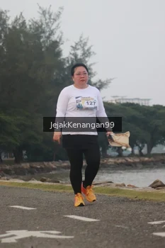Runner Photo 4317620