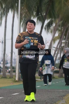 Runner Photo 4317641