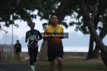 Runner Photo 4317704