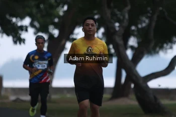Runner Photo 4317708