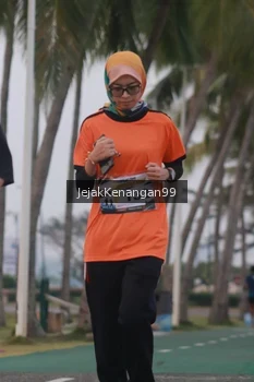 Runner Photo 4317712