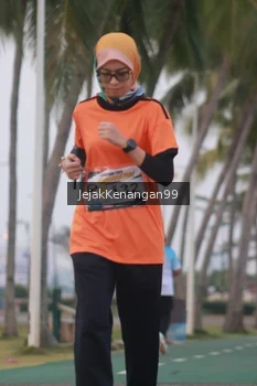 Runner Photo 4317719