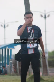 Runner Photo 4317730