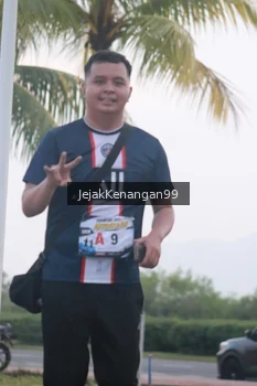 Runner Photo 4317738