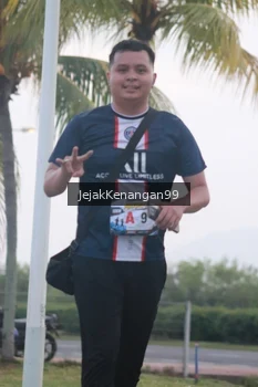 Runner Photo 4317739