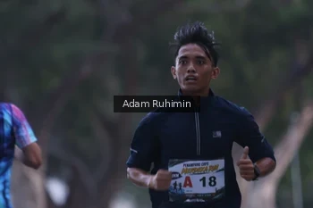 Runner Photo 4317776