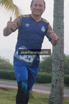 Runner Photo 4317808