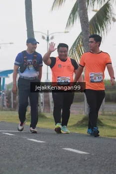 Runner Photo 4317841