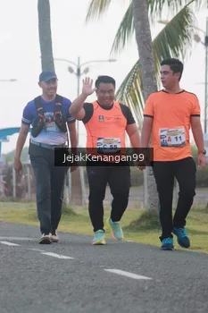 Runner Photo 4317851