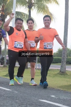 Runner Photo 4317872