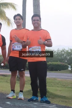 Runner Photo 4317892