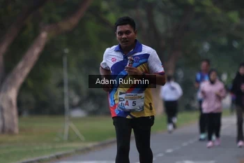 Runner Photo 4317915
