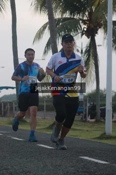 Runner Photo 4317926