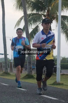 Runner Photo 4317930