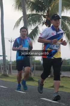 Runner Photo 4317931
