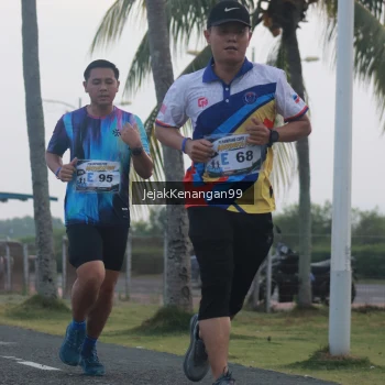 Runner Photo 4317933