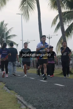 Runner Photo 4317939