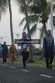 Runner Photo 4317965
