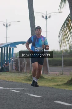Runner Photo 4318038