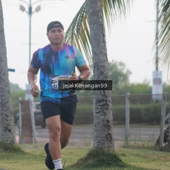 Runner Photo 4318047