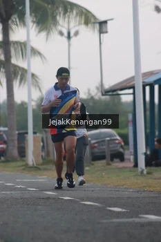 Runner Photo 4318065