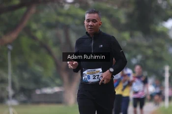 Runner Photo 4318076
