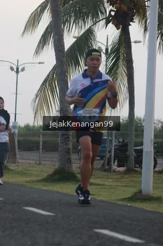 Runner Photo 4318089
