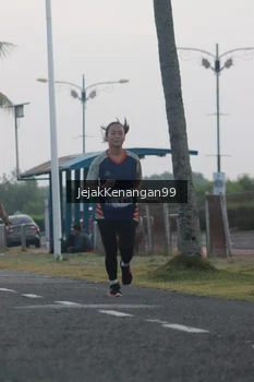 Runner Photo 4318094