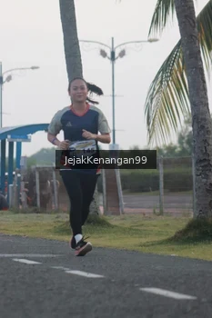 Runner Photo 4318105