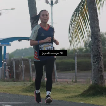 Runner Photo 4318109