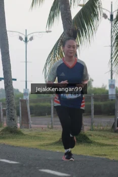 Runner Photo 4318124