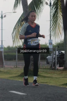 Runner Photo 4318126