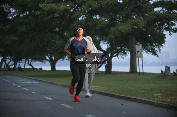 Runner Photo 4318144