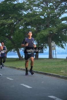 Runner Photo 4318146