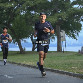 Runner Photo 4318173