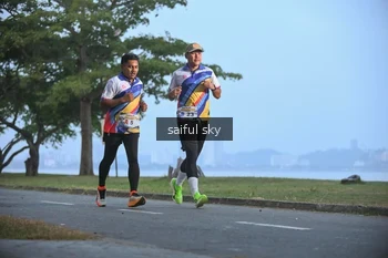Runner Photo 4318183