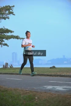 Runner Photo 4318189