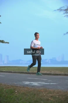 Runner Photo 4318193