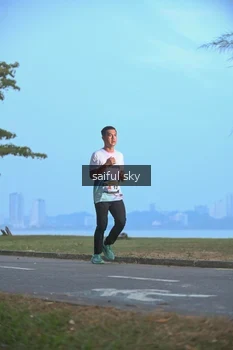 Runner Photo 4318197