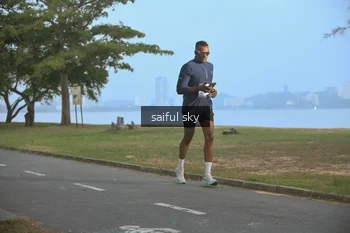 Runner Photo 4318249