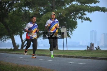 Runner Photo 4318250