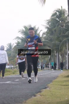 Runner Photo 4318264