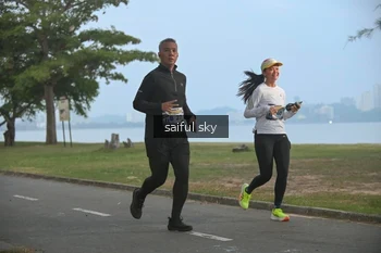 Runner Photo 4318272
