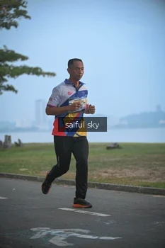 Runner Photo 4318280