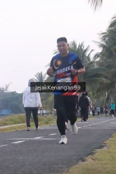 Runner Photo 4318290