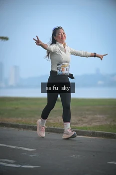 Runner Photo 4318296